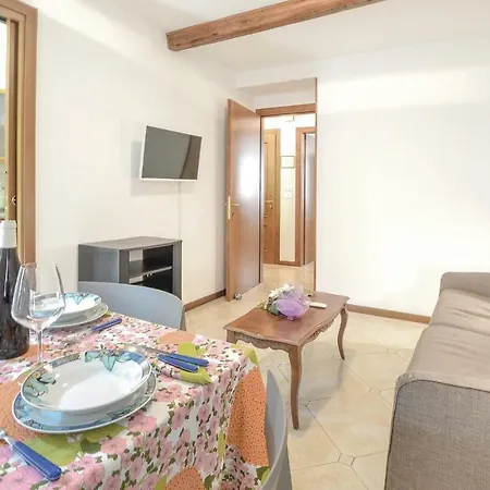 Casa Santo Stefano Apartament *
